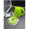 Image 2 : OVENTE 1.7L Green BPA-Free Electric Kettle, Fast Heating Water Boiler, Auto Shut-Off and Boil-Dry Pr