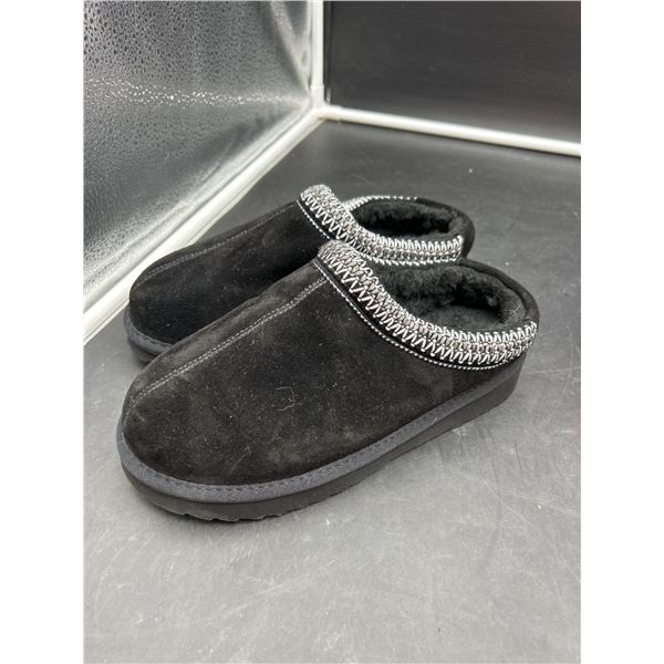 Black Slip-On Slippers with Stitched Trim and Rubber Sole Size UK35