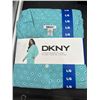 Image 2 : DKNY 2-Piece Woven Pyjama Set in Size Large