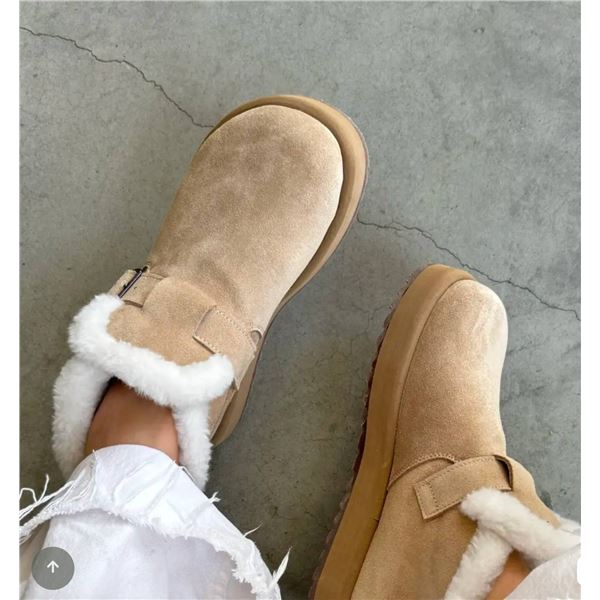 Women’s Tan Fleece-Lined Footwear With Buckle, Size 40