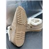 Image 4 : Women’s Tan Fleece-Lined Footwear With Buckle, Size 40