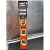 Image 2 : Johnson 10-Inch Magnetic EZ-Read Torpedo Level