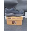 Image 1 : Kirkland Signature Men’s Comfort Walker Shoes, US Size 10, Item 7778910