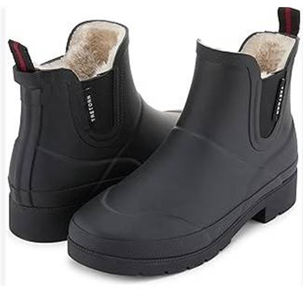 Tretorn Women’s Black Rubber Boots Size 8 With Fur Lining