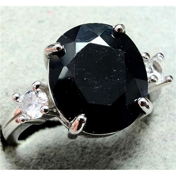 $400, SILVER(3.84g), SAPPHIRE (3ct)RING, size , retail value $400, ring resizeable for $50