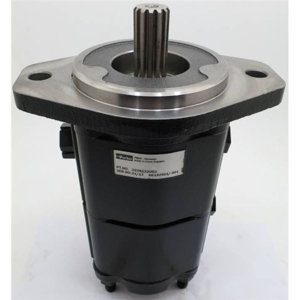 Parker Hydraulic Pump PMDE Model 7029219127, Made in Czech Republic