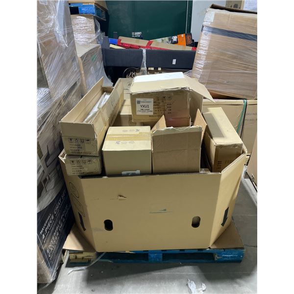 Pallet Lot of Assorted Light Fixtures