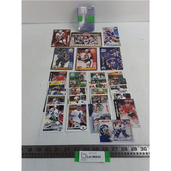 Assorted NHL Collector Cards, Card Sleeves