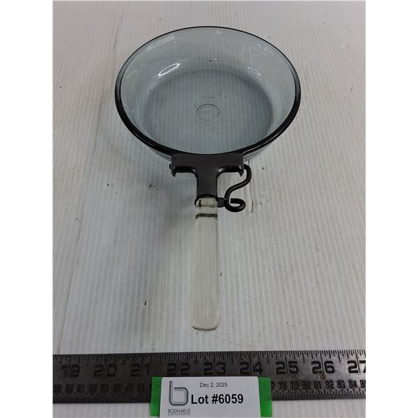 Pyrex Transparent Clip-Handle Fry Pan - 7" Diameter