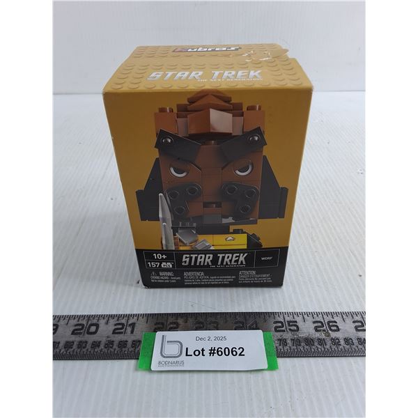 NIB Kubros Star Trek "Worf" Block Figurine
