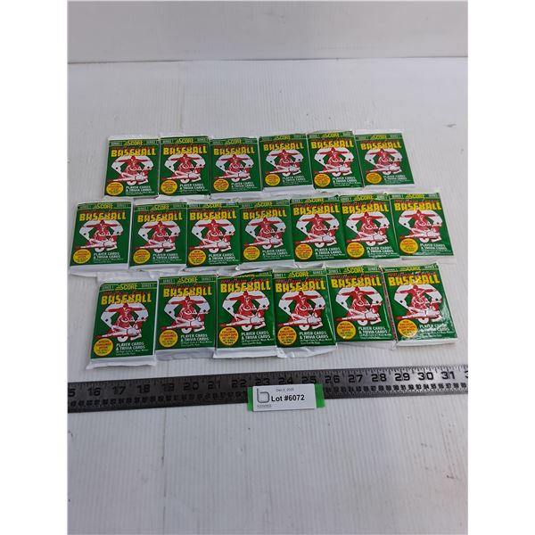 (19) Sealed Score 17-Card Packs of 1991 MLB Collector Cards