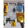 Image 3 : Tool Lot: Snap Ring Pliers, Zip Ties, Clamp, Flashlight, Misc