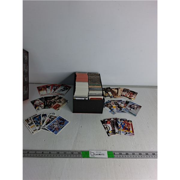 Variety of Hockey Cards ( cannot authenticate)