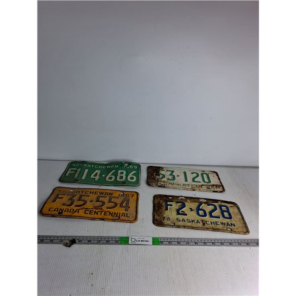 (4) License plate 1966-1976