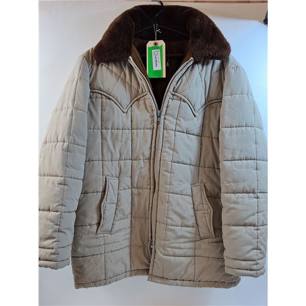 * Kelsey Trail Brand Mens Winter Coat - Size Large