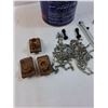 Image 2 : Lot: Various Bolts, Chain in Bucket