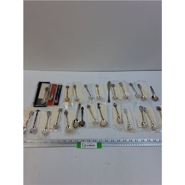 (20+) Collector Spoons - Various