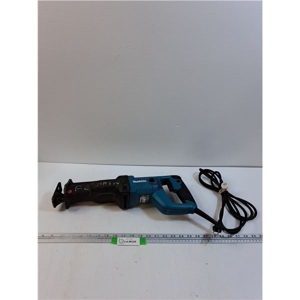 Makita Electric Reciprocating Saw - Works