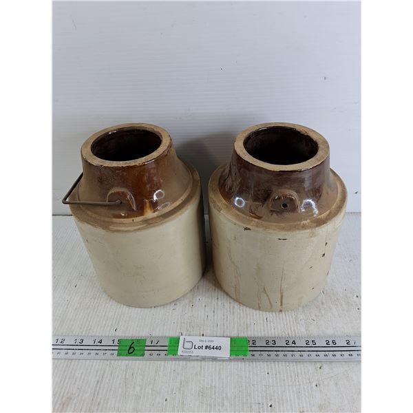 (2) Crock Pots 9" x 7"