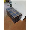 Image 2 : *Vintage Trunk 34" x 17" x 17", Cannot Ship