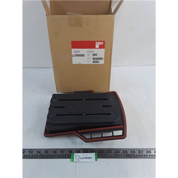 Fleetguard CV50607 Crank Case Air Filter - Unused