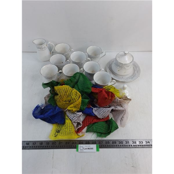 Somerset Fine China Collection,  Pair of Multi-Color Decorative Banners