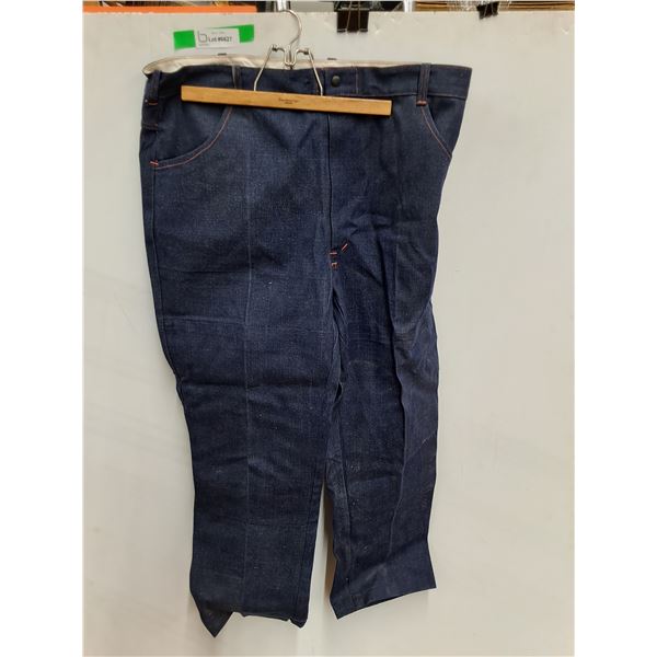 Men's Tuff Wear Cotton Jeans 42W x 30.5L, Appear New