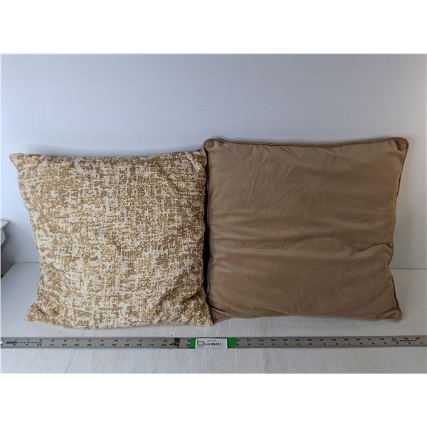 (2) Throw Pillows Up to 17"