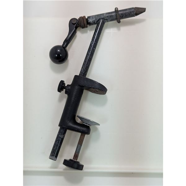 VINTAGE FLY-TYING VISE