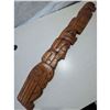 Image 8 : INDIGENOUS GRIZZLY EAGLE 37.5" CARVING