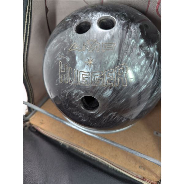 AMF BOWLING BALL & MATCHING BAG