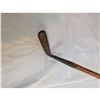 Image 2 : ANTIQUE 36" GOLF CLUB