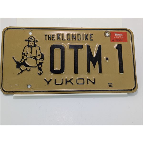 1988 YUKON LICENSE PLATE