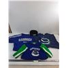 Image 1 : (3) Children's L to Adult Small NHL Vancouver Canucks Shirts, Toronto Blue Jays Toque