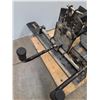 Image 2 : * Curt R16 5th Wheel Roller/Hitch - 34x31x14" - Pickup Only (Cart Not Included)