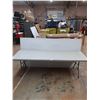 Image 1 : * 8' x 2.5' Fold-Up Table - Pickup Only
