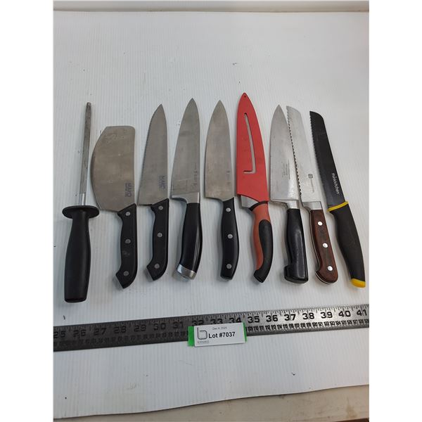 (8) Chef's Knives/Bread Knives, Sharpener