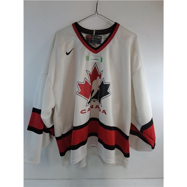 * Nike XL Team Canada Hockey Jersey