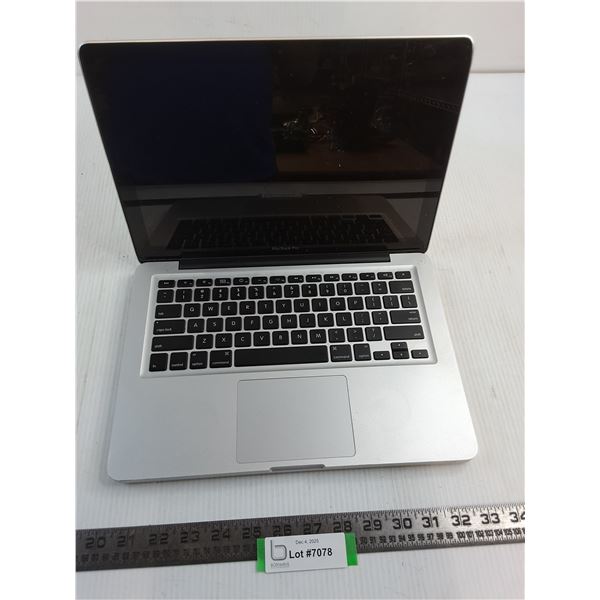 Apple MacBook Pro - See Consignor's Note