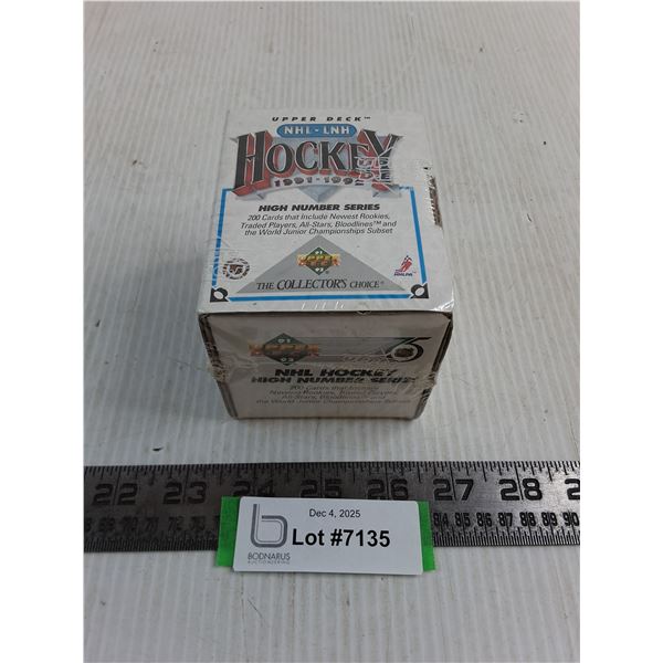 Sealed Box of 200 "High Number Series" Upper Deck 1991-92 NHL Collector Cards