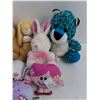 Image 2 : (11) Small Stuffed Toys