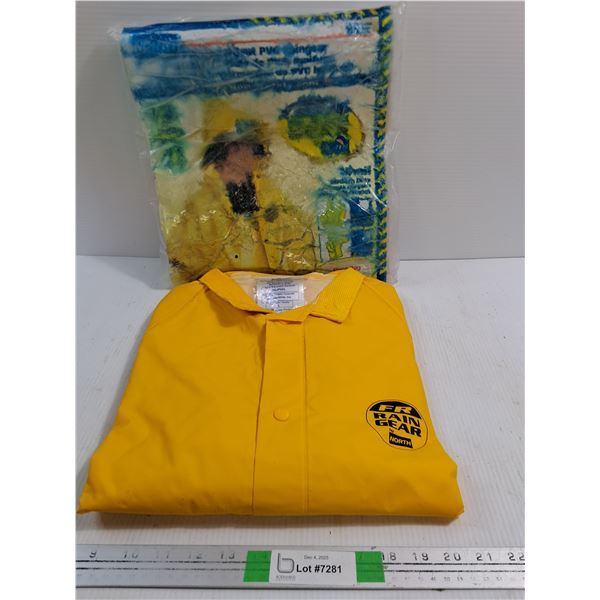 North FR Rain Gear(Pants, hood & Jacket) Size L  - Appears Unused