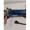 Image 3 : Strong-Arm 4 1/2" Angle Grinder - Powers On