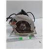 Image 1 : Skilsaw  7 1/4" Circular Saw- Powers On