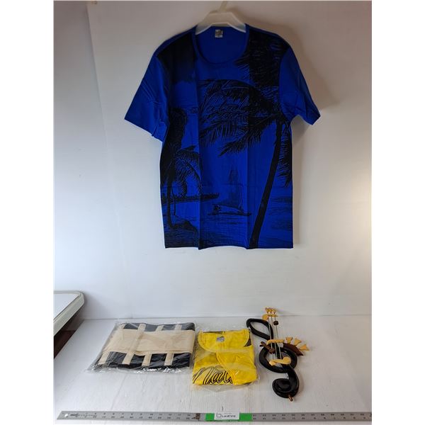 Music Note Wall Decor 16.5", Waist Trainer-L, (2) Men's Brasil Tshirts-L