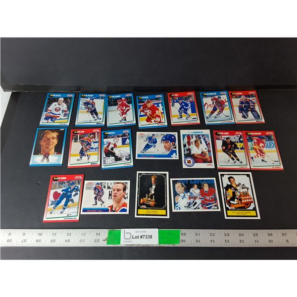(19) 1991 Score Hockey Cards- Mark Messier Guy Lafleur, Joe Sakic, Misc.