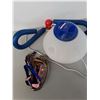 Image 4 : Thigh Master, Vick's Humidifier- Powers On, Moquito Area Repellant, Dog Collars- Cannot Ship