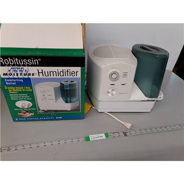 Robitussin Humidifier- Powers On