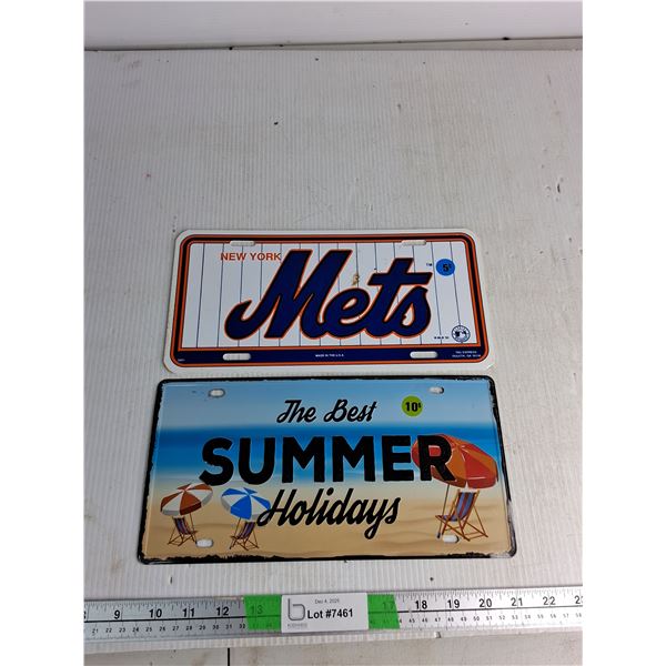 (2) Signs- New York Mets (Plastic), Summer Holidays (Metal) 5.5" By 12"