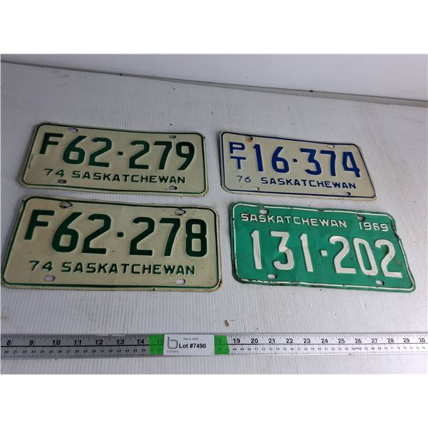 (4) Vintage Saskatchewan License Plate